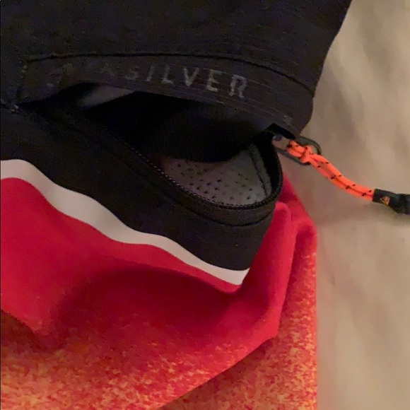 Quicksilver Trunks - Picture 5 of 6